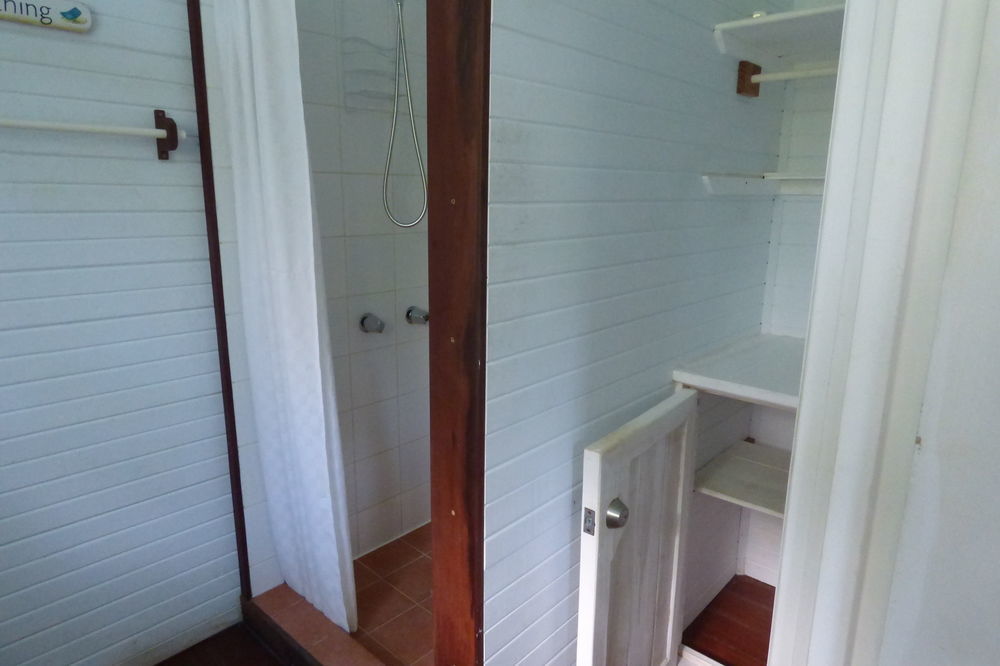Sand Dollar Beach Bed & Breakfast Бокас-дель-Торо Экстерьер фото